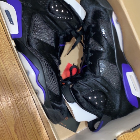 Air Jordan 6s “social status” - Picture 3 of 5